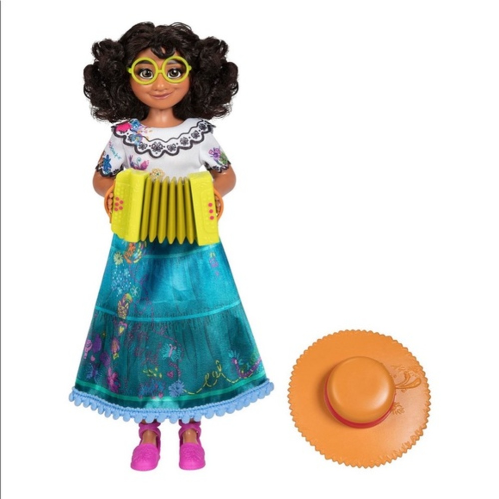 NEW IN BOX Disney Encanto sing and play Mirabel doll Mirabel plays her accordion - Picture 3 of 7